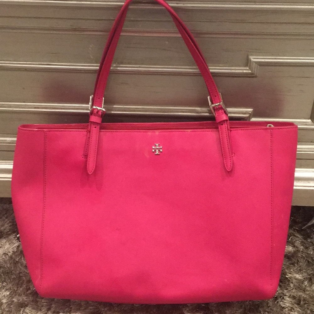 Tory Burch tote.